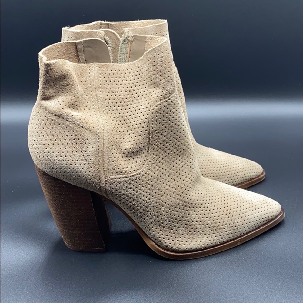 Vince Camuto Bootie - CAVA - Size 10! NEW!